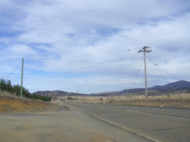 snowy_mountains__bei_cooma.jpg