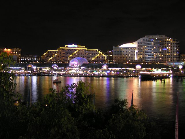 sydney_by_night_4.jpg